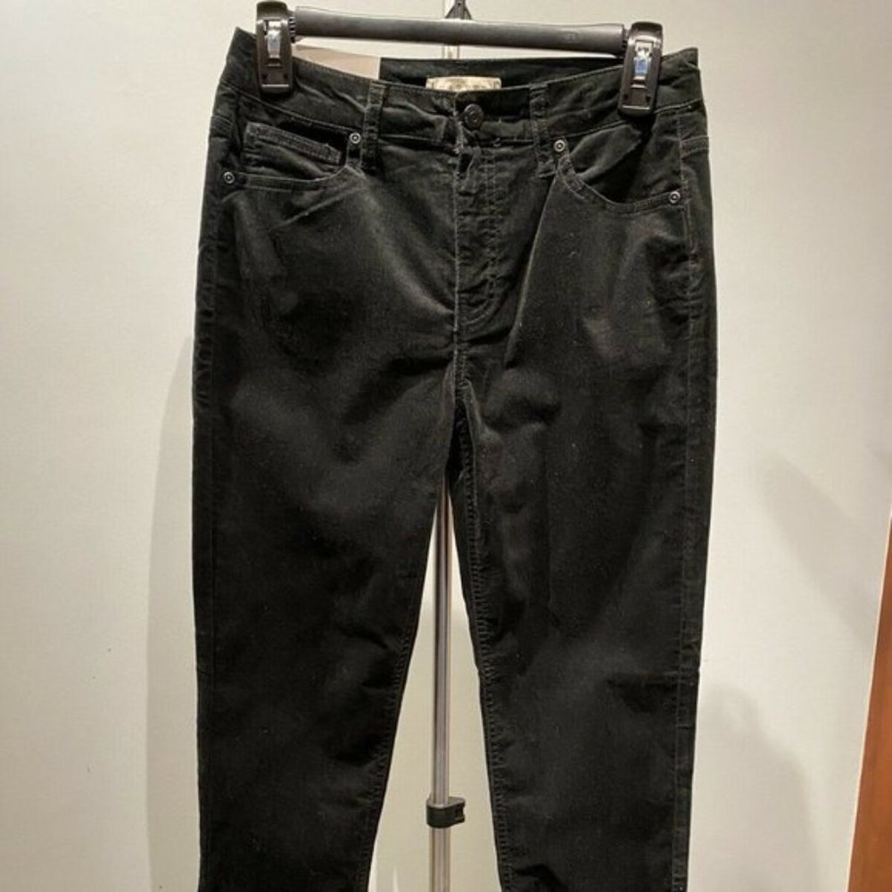 🔴 3/$15! NWT Francesca's Harper Velvet Skinny Jeans